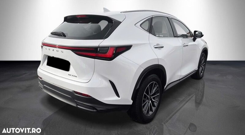 Lexus Seria NX